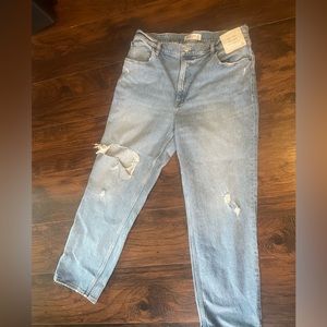 Abercrombie & Fitch ‘The 90’s Straight Ultra High Rise’ Jeans